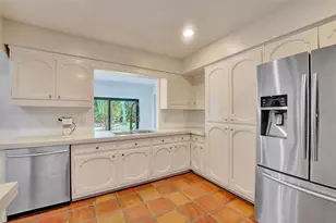 60 SE 10th St, Pompano Beach, FL 33060 - Photo 25