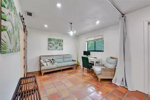 60 SE 10th St, Pompano Beach, FL 33060 - Photo 17