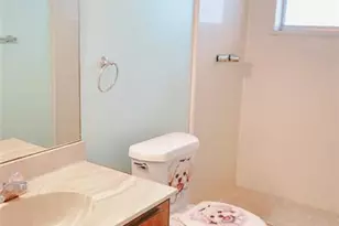 8351 Sands Point Blvd, Fort Lauderdale, FL 33321 - Photo 7