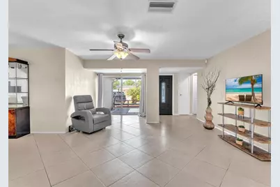 6772  Camelia Dr, Miramar, FL 33023 - Photo 5