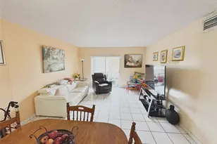 6780 W 2nd Ct, Hialeah, FL 33012 - Photo 5
