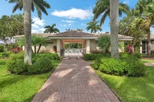 676 W Palm Aire Dr, Pompano Beach, FL 33069 - Photo 49