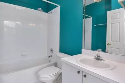 676 W Palm Aire Dr, Pompano Beach, FL 33069 - Photo 27