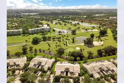 676 W Palm Aire Dr, Pompano Beach, FL 33069 - Photo 5