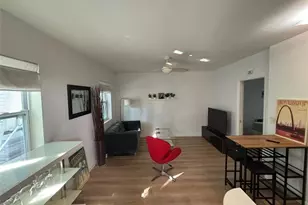 1315 SE 2nd St Unit #Rear E, Fort Lauderdale, FL 33301 - Photo 3