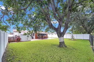 2011 N 31st Ave, Hollywood, FL 33021 - Photo 27