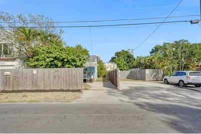 301 SW 9th, Fort Lauderdale, FL 33315 - Photo 3