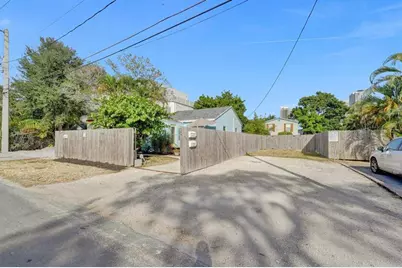 301 SW 9th, Fort Lauderdale, FL 33315 - Photo 1