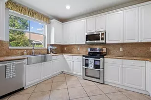 1201 Skylark Dr, Weston, FL 33327 - Photo 15