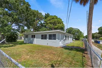 1824 S 29th St, Fort Pierce, FL 34947 - Photo 5