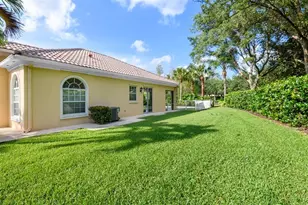 8019 Nevis Pl, Wellington, FL 33414 - Photo 3