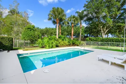 8019  Nevis Pl, Wellington, FL 33414 - Photo 23