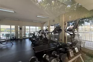 1833 S Ocean Dr, Hallandale Beach, FL 33009 - Photo 25