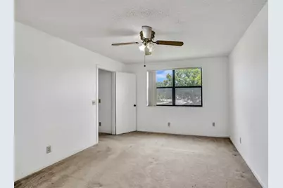 10434  Sunrise Lakes Blvd, Unit #202, Sunrise, FL 33322 - Photo 15