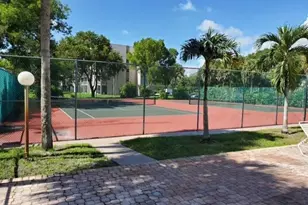 8720 Shadow Wood Blvd, Coral Springs, FL 33071 - Photo 11