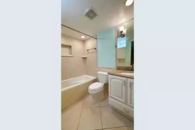 670  Tennis Club Dr, Unit #308, Fort Lauderdale, FL 33311 - Photo 13