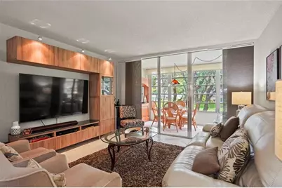 2998 NW 48th Terr, Unit #220, Lauderdale Lakes, FL 33313 - Photo 11