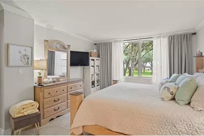 2998 NW 48th Terr, Unit #220, Lauderdale Lakes, FL 33313 - Photo 9