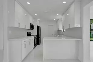 2301 Alcazar Dr, Miramar, FL 33023 - Photo 25