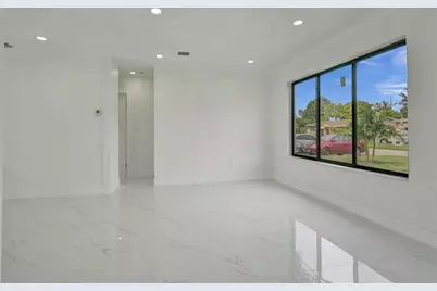 2301  Alcazar Dr, Miramar, FL 33023 - Photo 5