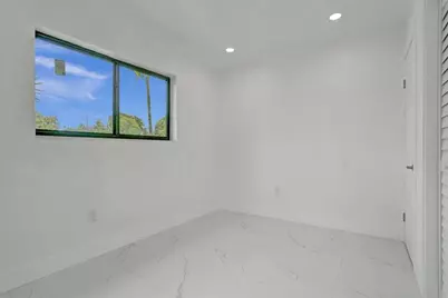 2301  Alcazar Dr, Miramar, FL 33023 - Photo 9