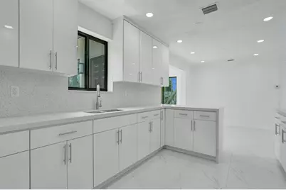 2301  Alcazar Dr, Miramar, FL 33023 - Photo 39