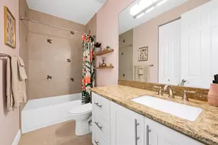 919 NE 17th Way, Fort Lauderdale, FL 33304 - Photo 13