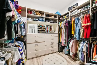 919 NE 17th Way, Fort Lauderdale, FL 33304 - Photo 9