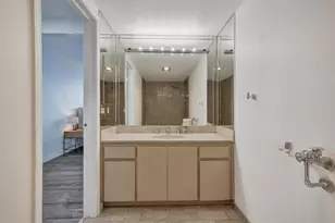 1800 NE 114th St, Miami, FL 33181 - Photo 55