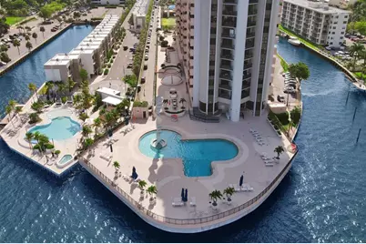 1800 NE 114th St, Unit #703, Miami, FL 33181 - Photo 17