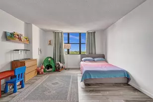 1800 NE 114th St, Miami, FL 33181 - Photo 43