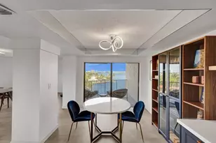 1800 NE 114th St, Miami, FL 33181 - Photo 37