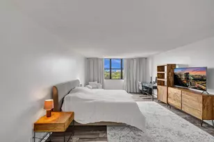 1800 NE 114th St, Miami, FL 33181 - Photo 51