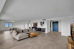 1800 NE 114th St, Miami, FL 33181 - Photo 25