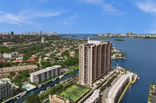 1800 NE 114th St, Miami, FL 33181 - Photo 9