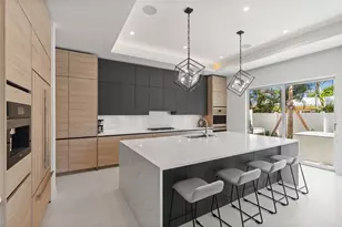 221 Shore Ct, Lauderdale by the Sea, FL 33308 - Photo 15