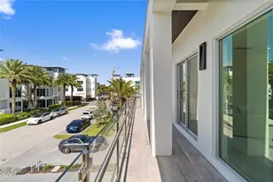 221 Shore Ct, Lauderdale by the Sea, FL 33308 - Photo 35