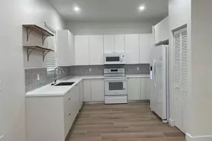 12472 SW 44th Ct, Miramar, FL 33027 - Photo 7