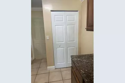 5411 NW 16th Ct, Lauderhill, FL 33313 - Photo 11