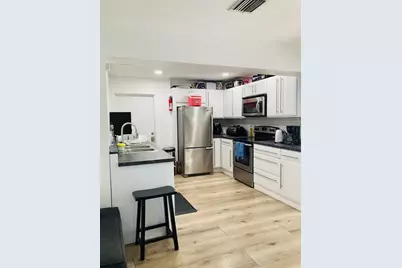 2640 NE 10th Ter, Pompano Beach, FL 33064 - Photo 7