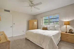 1300 N 12th Ct, Hollywood, FL 33019 - Photo 13