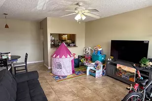 10056 Winding Lake Rd, Sunrise, FL 33351 - Photo 3