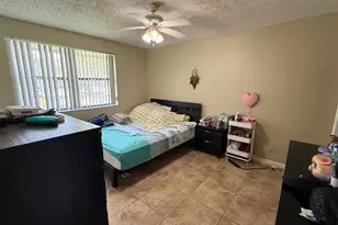 10056 Winding Lake Rd, Sunrise, FL 33351 - Photo 11