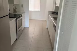 12551 SW 16th Ct, Pembroke Pines, FL 33027 - Photo 7