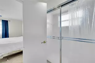 4000 NW 44th Ave, Lauderdale Lakes, FL 33319 - Photo 23