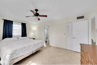 4000 NW 44th Ave, Unit #401, Lauderdale Lakes, FL 33319 - Photo 19