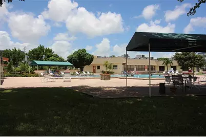 4140 NW 44th Ave, Unit #211, Lauderdale Lakes, FL 33319 - Photo 31