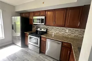 3263 NW 44th St, Oakland Park, FL 33309 - Photo 9