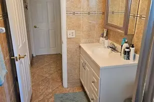 4000 NW 44th Ave, Lauderdale Lakes, FL 33319 - Photo 11