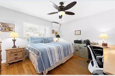 1100 N Northlake Dr, Hollywood, FL 33019 - Photo 27